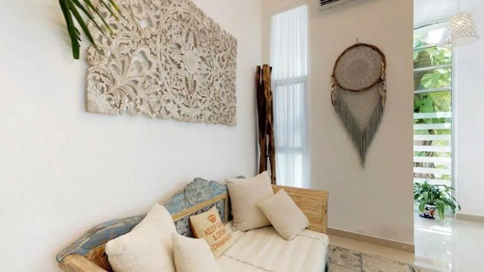 Casa Rioja Playacar Bed & Breakfast Playa del Carmen