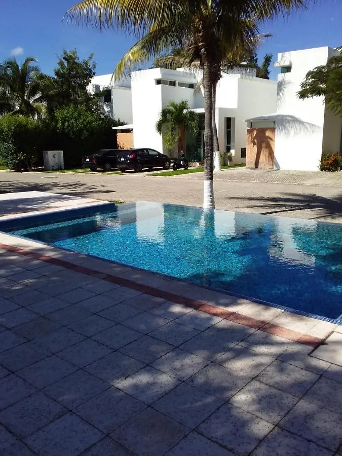 Casa Rioja Playacar Bed & Breakfast Playa del Carmen