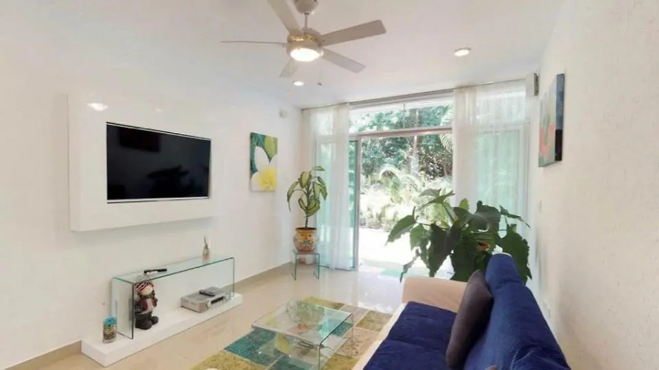 Casa Rioja Playacar Bed & Breakfast Playa del Carmen 0*,
